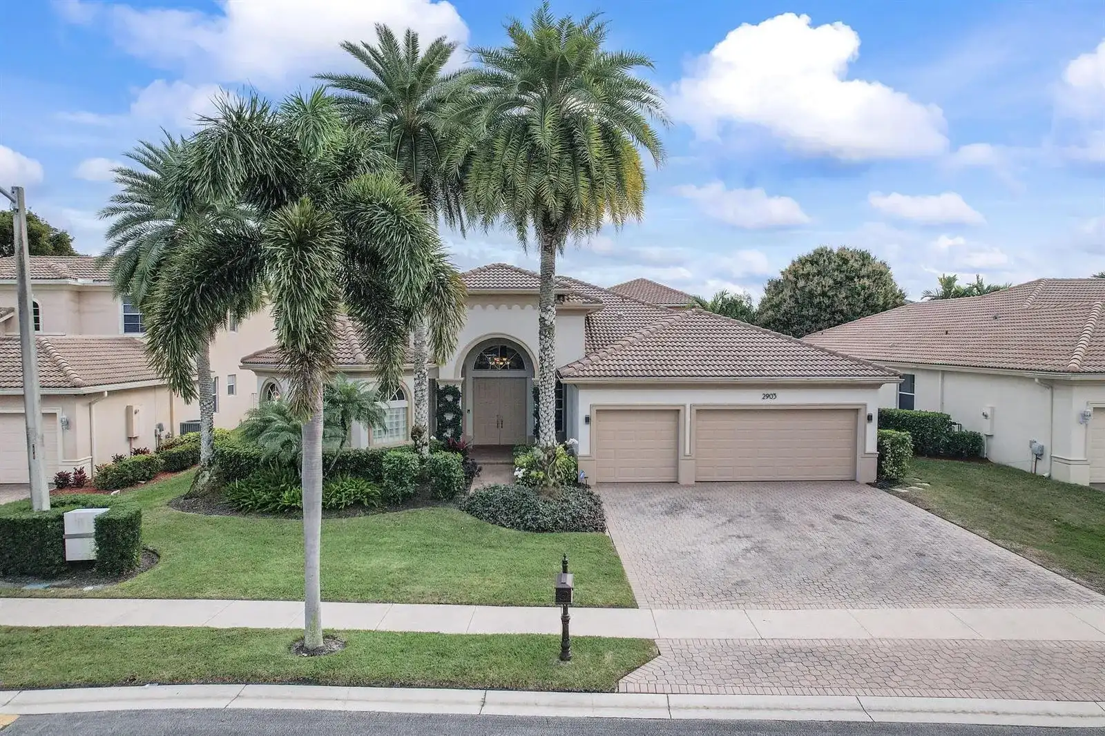 2903 Fontana Lane, Royal Palm Beach FL 33411