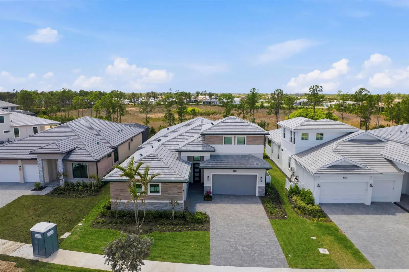 13688 Le Christine Drive, Palm Beach Gardens FL 33412 photo 2