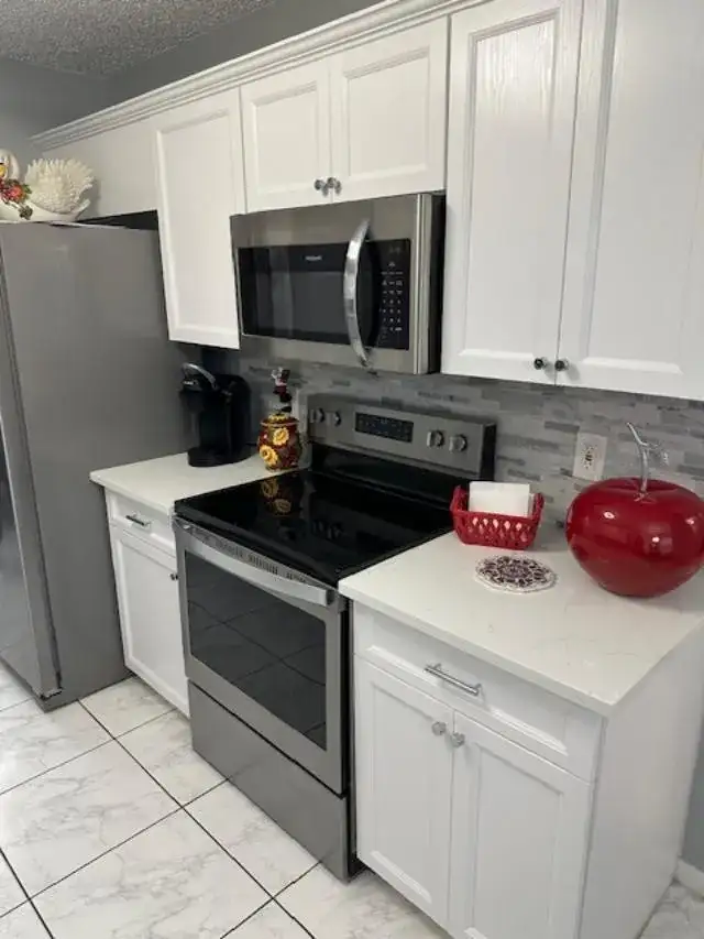 6768 N 10th Ave Avenue N # 210, Lake Worth FL 33467 photo 2