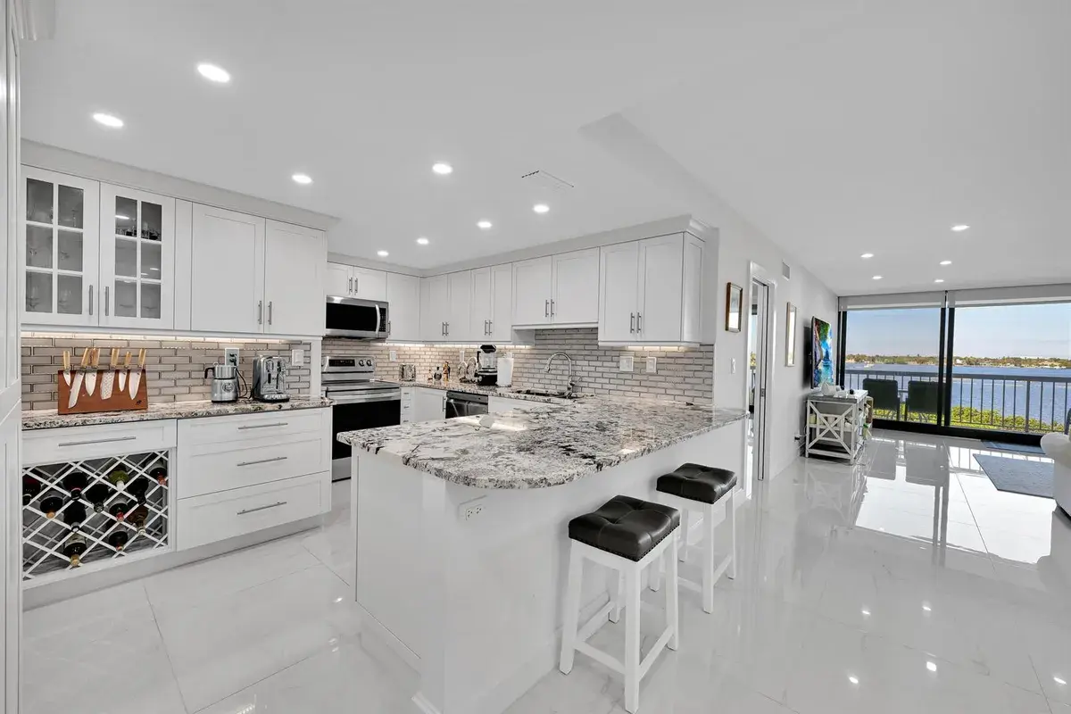 3300 S Ocean Boulevard # 306n, Palm Beach FL 33480