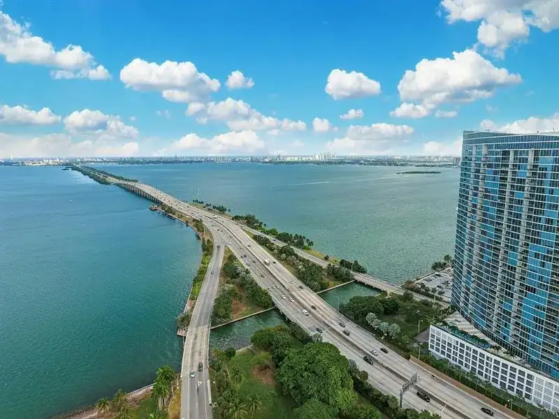 601 NE 36th Street # 2806, Miami FL 33137 photo 2