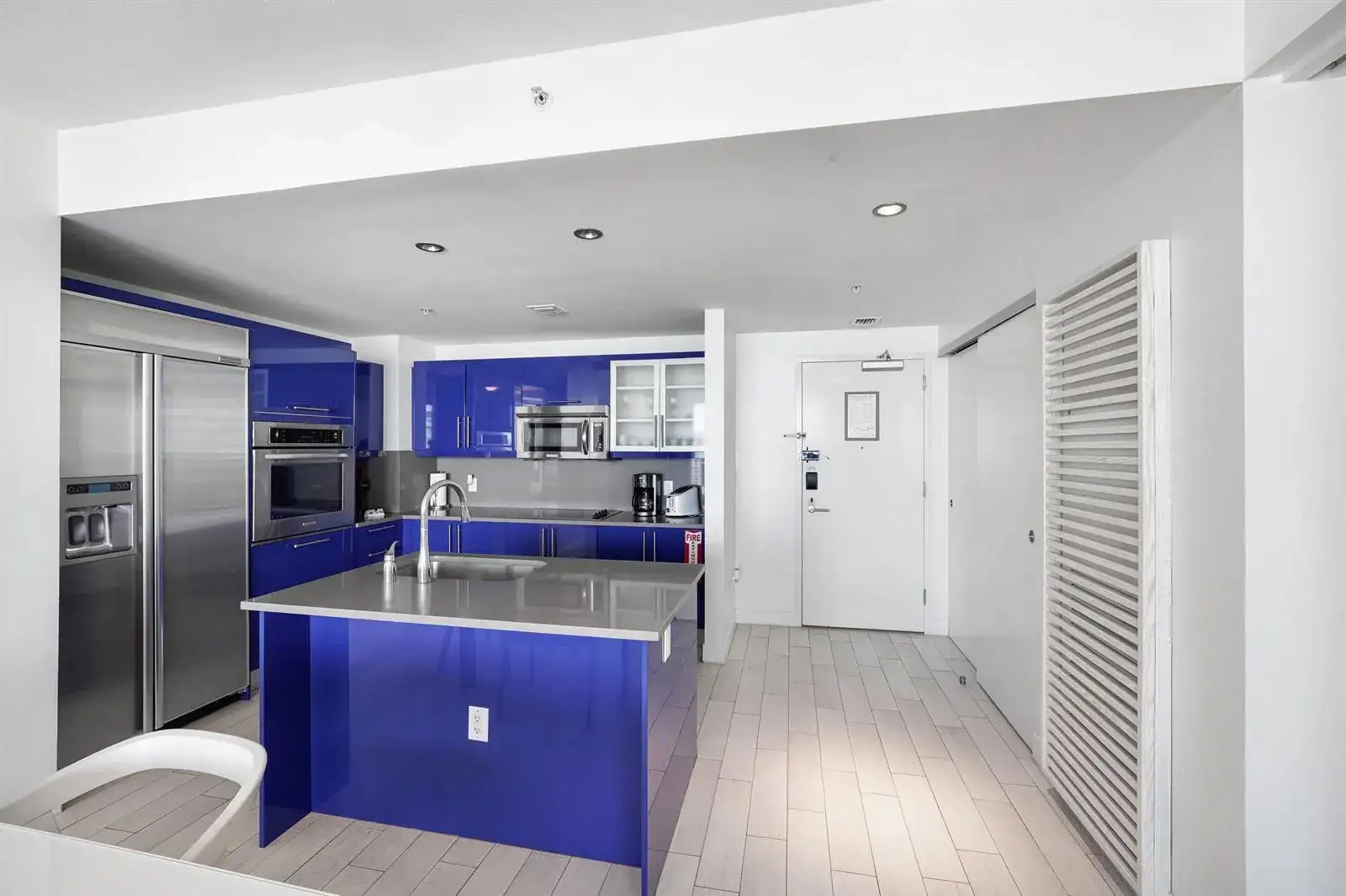 3101 Bayshore Drive, Fort Lauderdale FL 33304 photo 2