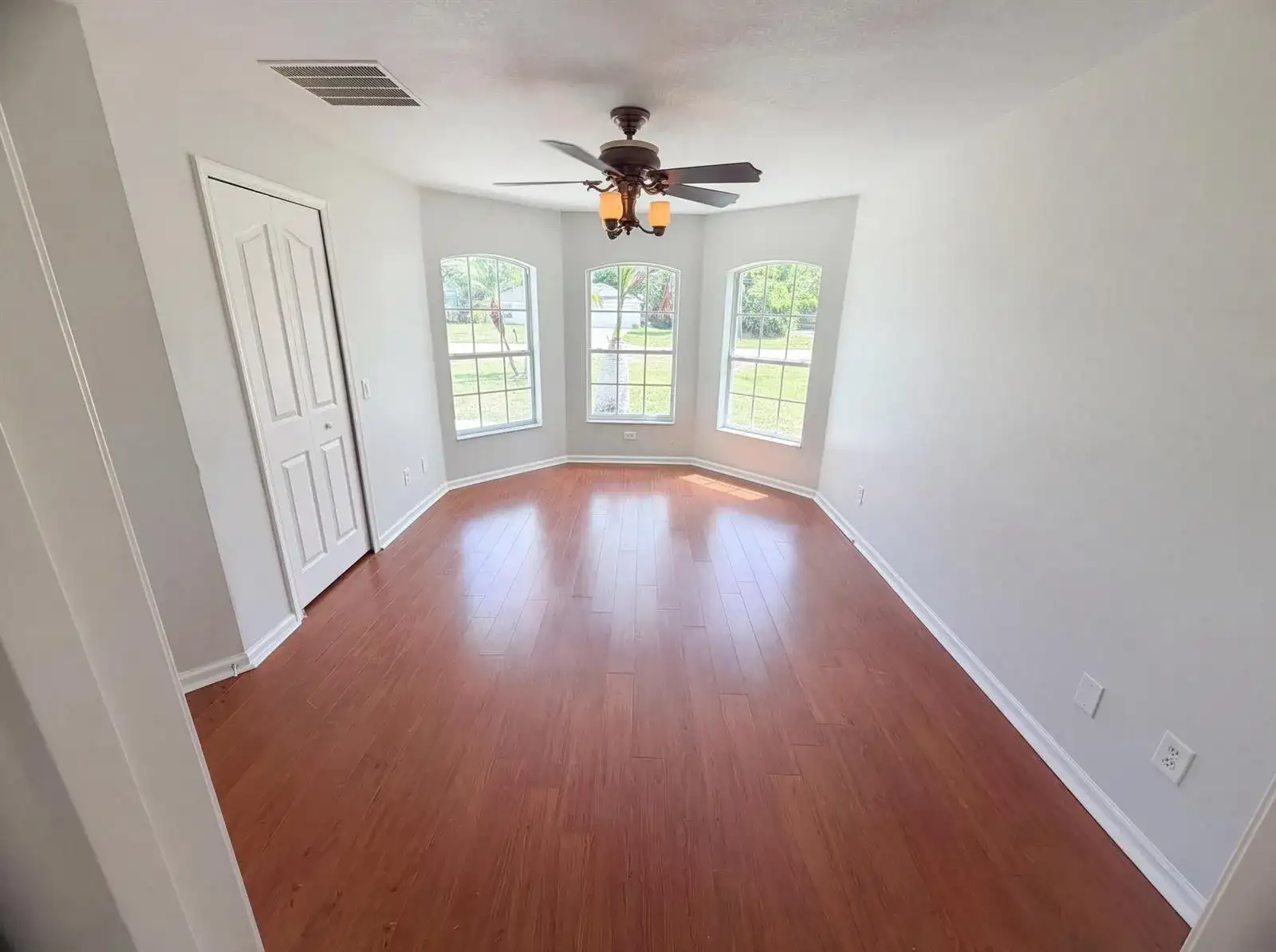 2332 SE Berkshire Boulevard, FL 34952 photo 4