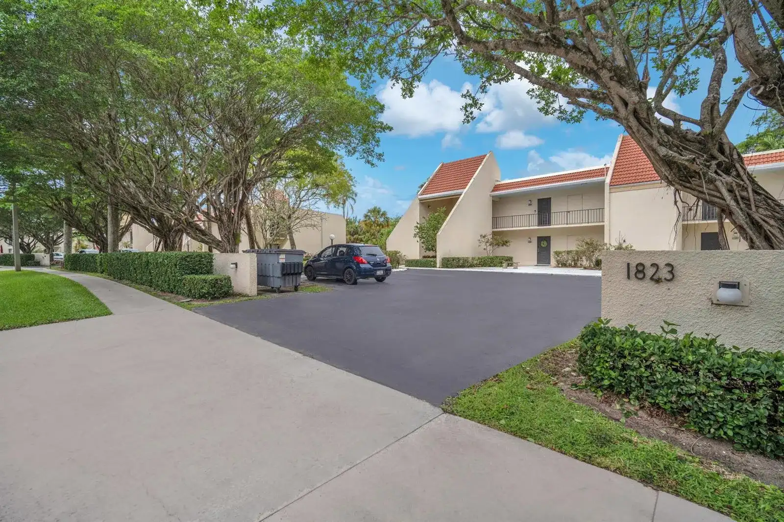 1823 Presidential Way # E101, West Palm Beach FL 33401 photo 2