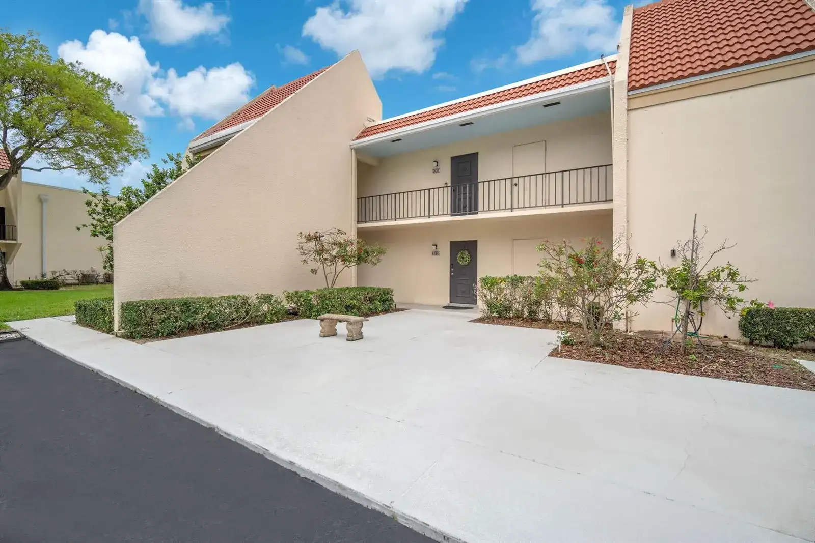 1823 Presidential Way # E101, West Palm Beach FL 33401 photo 3