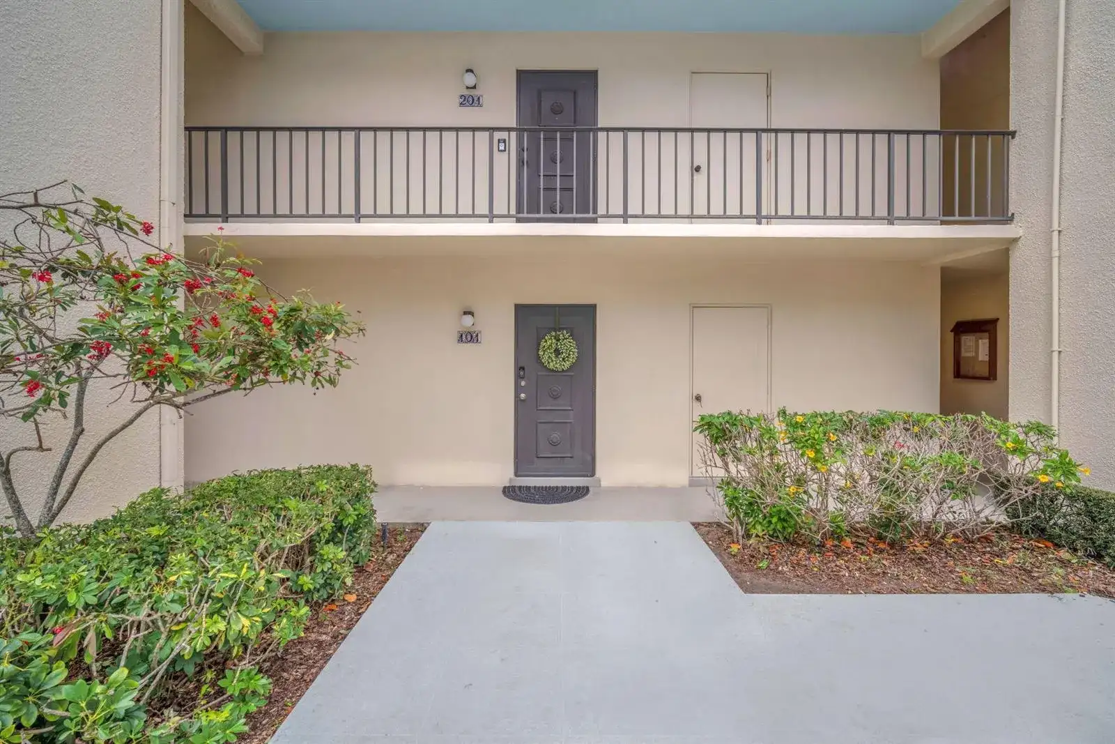 1823 Presidential Way # E101, West Palm Beach FL 33401 photo 4