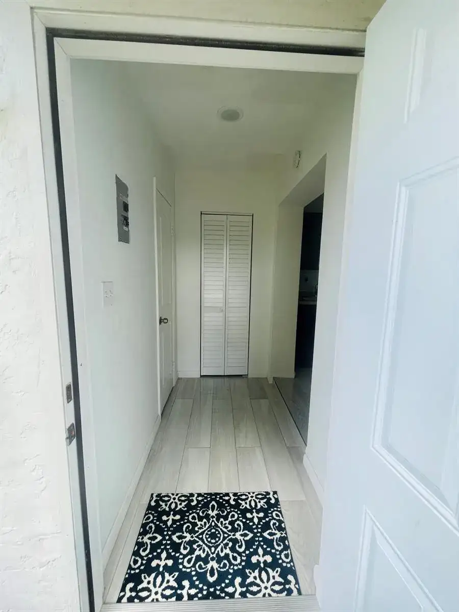 11361 NW 32nd Place, Sunrise FL 33323 photo 3
