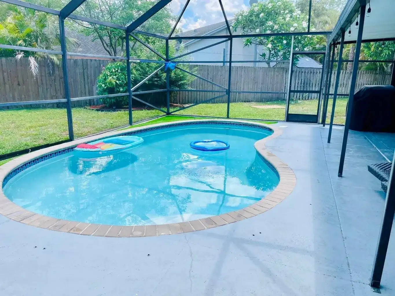 1317 Periwinkle Place, Wellington FL 33414 photo 2