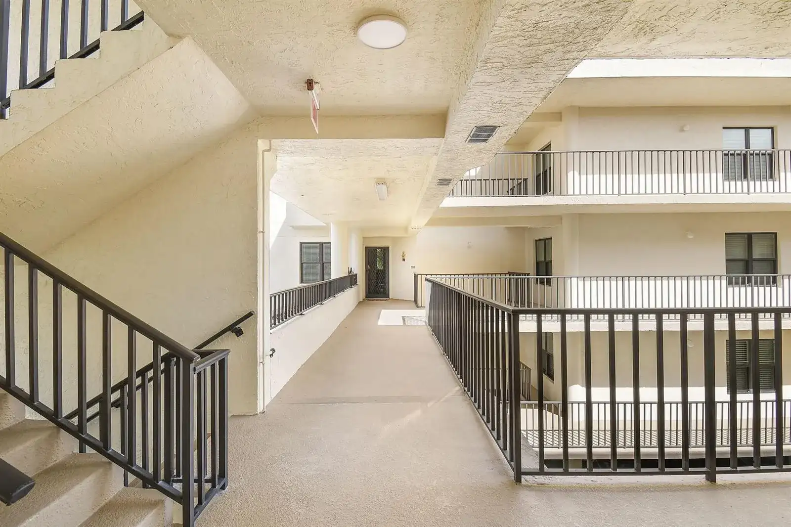 221 NE Plantation Road # 316, Hutchinson Island FL 34996 photo 3
