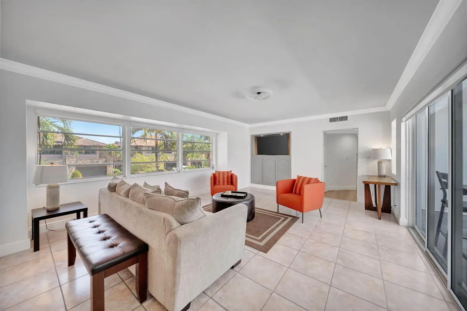 2724 NE 14th Street # 6, Fort Lauderdale FL 33304