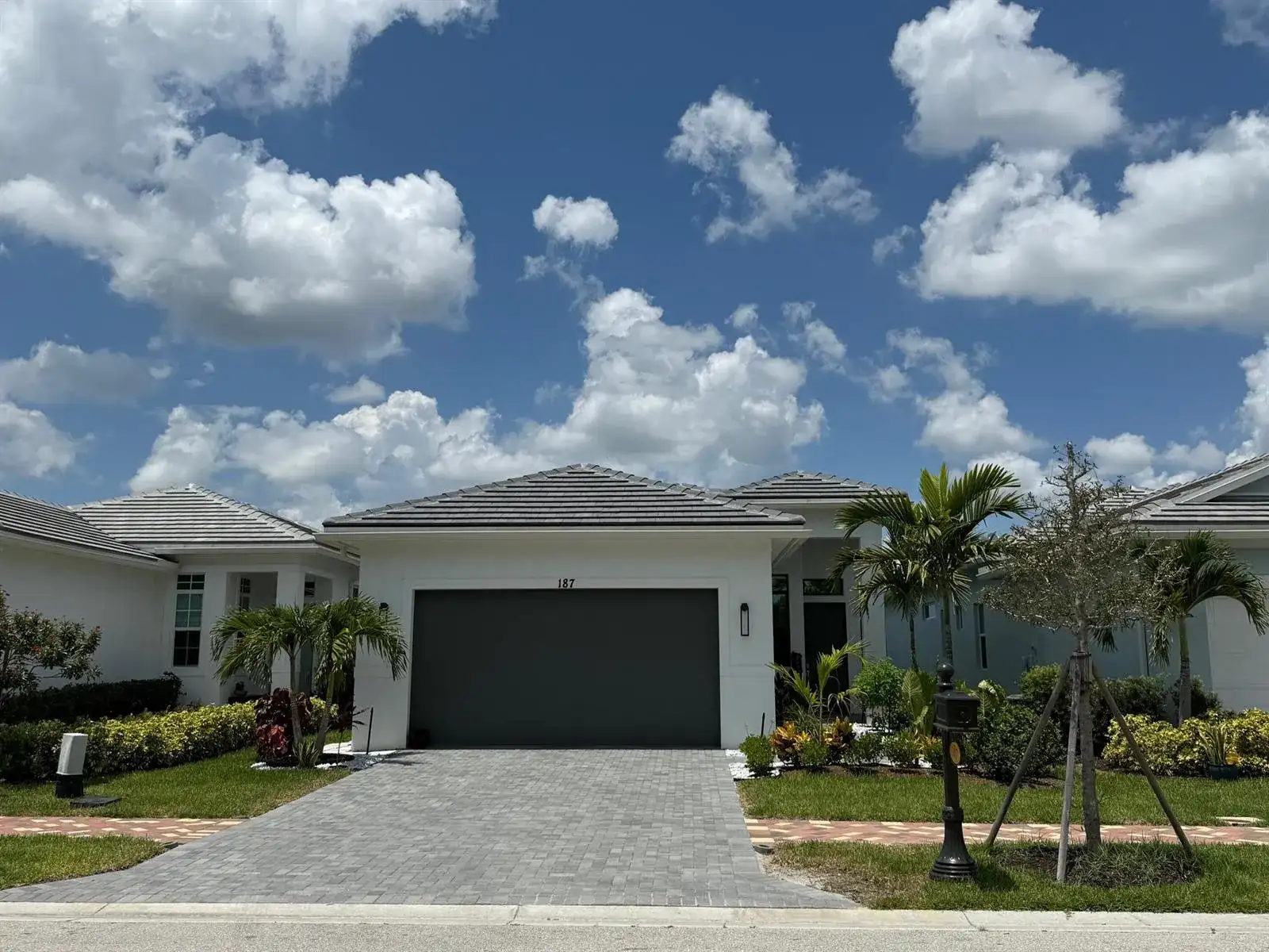 187 SE Via Sangro, Port St. Lucie FL 34952 photo 2