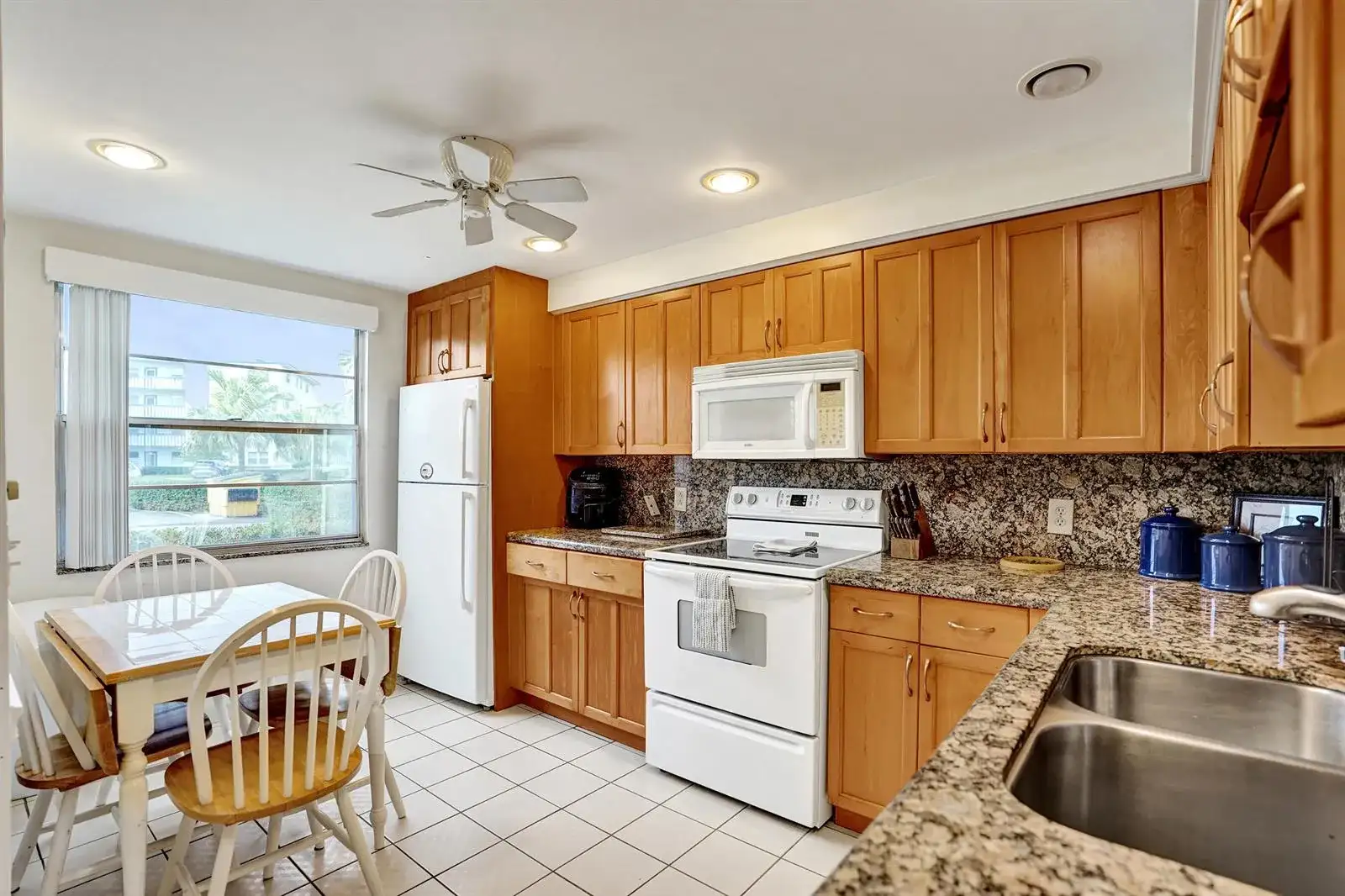 1020 Lincoln, Boca Raton FL 33434 photo 5