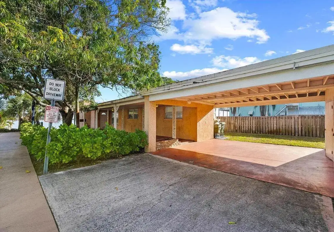 101 S Colorado Avenue, Stuart FL 34994 photo 2