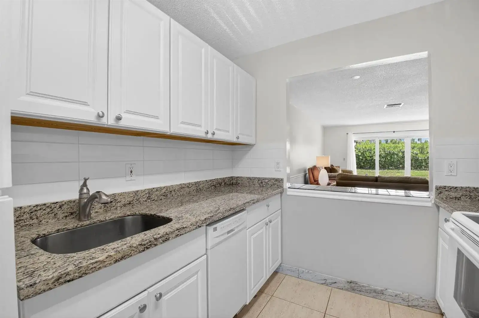 13984 VĂa Flora, Delray Beach FL 33484 photo 3