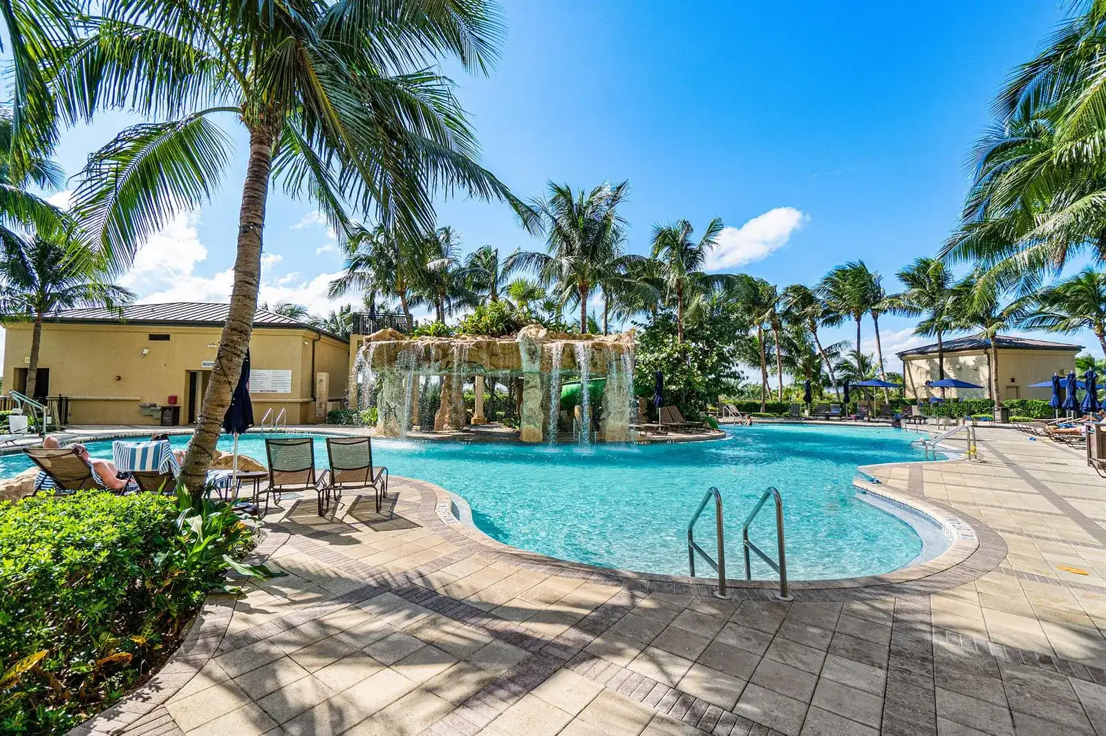 3800 N Ocean Drive, Riviera Beach FL 33404 photo 2