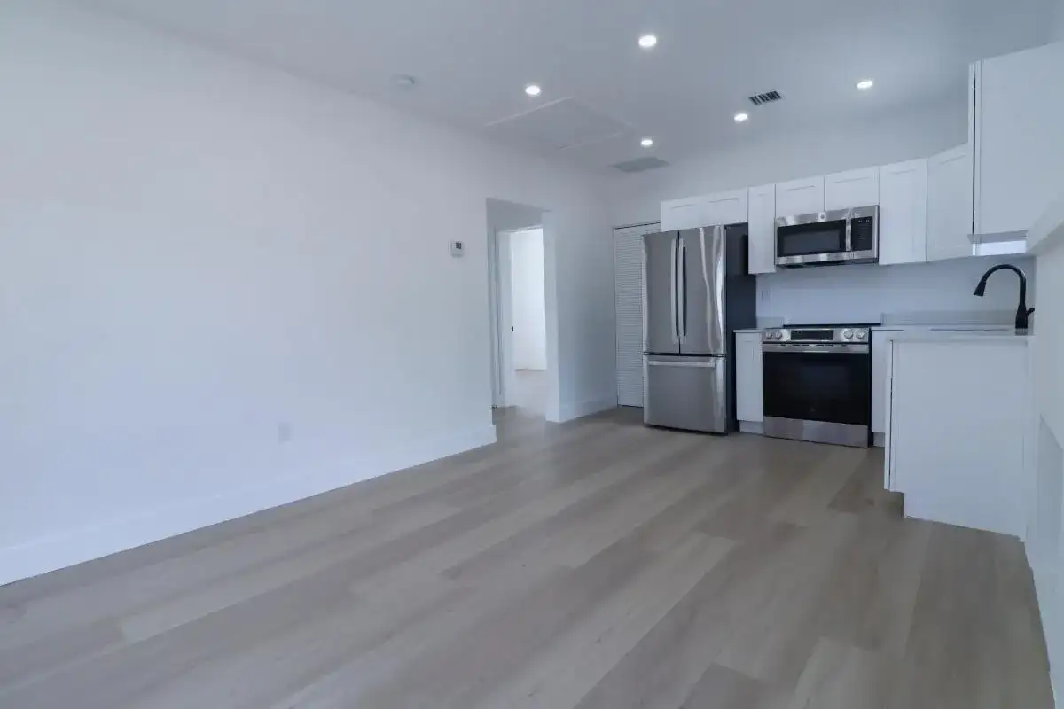 3040 NW 13th Avenue # 1, Miami FL 33142 photo 3