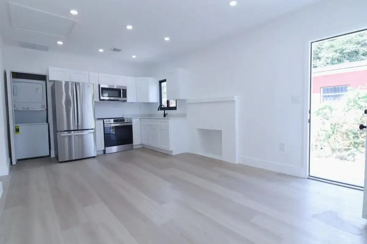 3040 NW 13th Avenue # 1, Miami FL 33142 photo 5