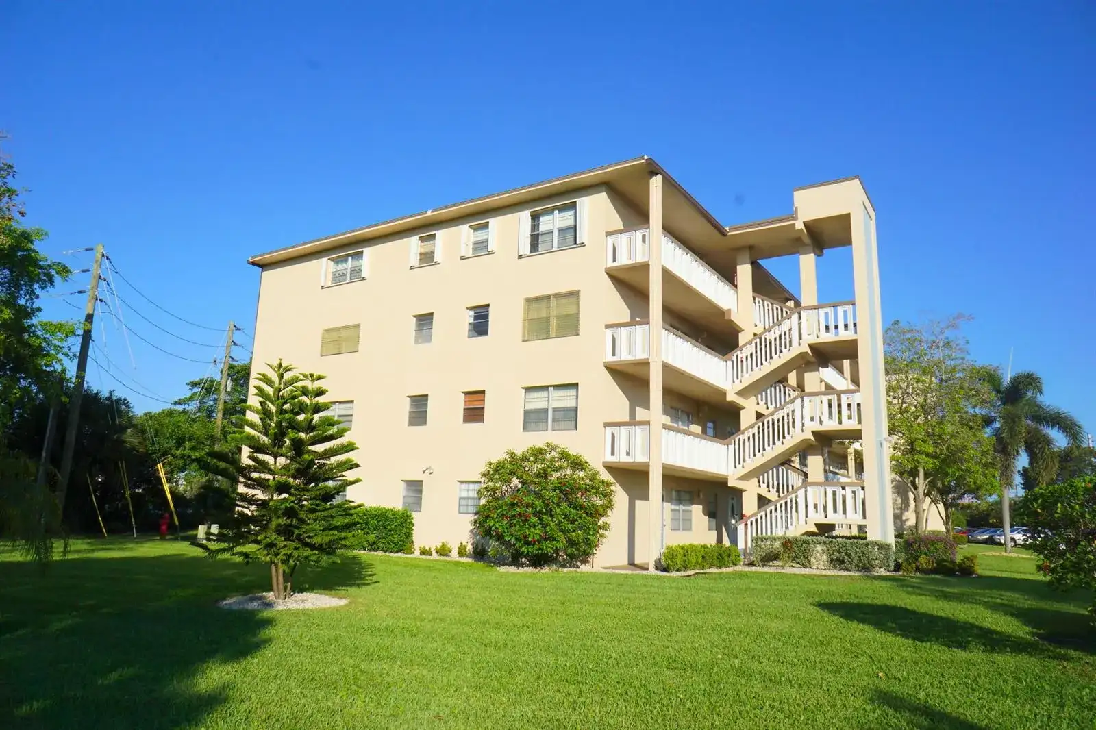 401 Southampton A # 401, West Palm Beach FL 33417 photo 2