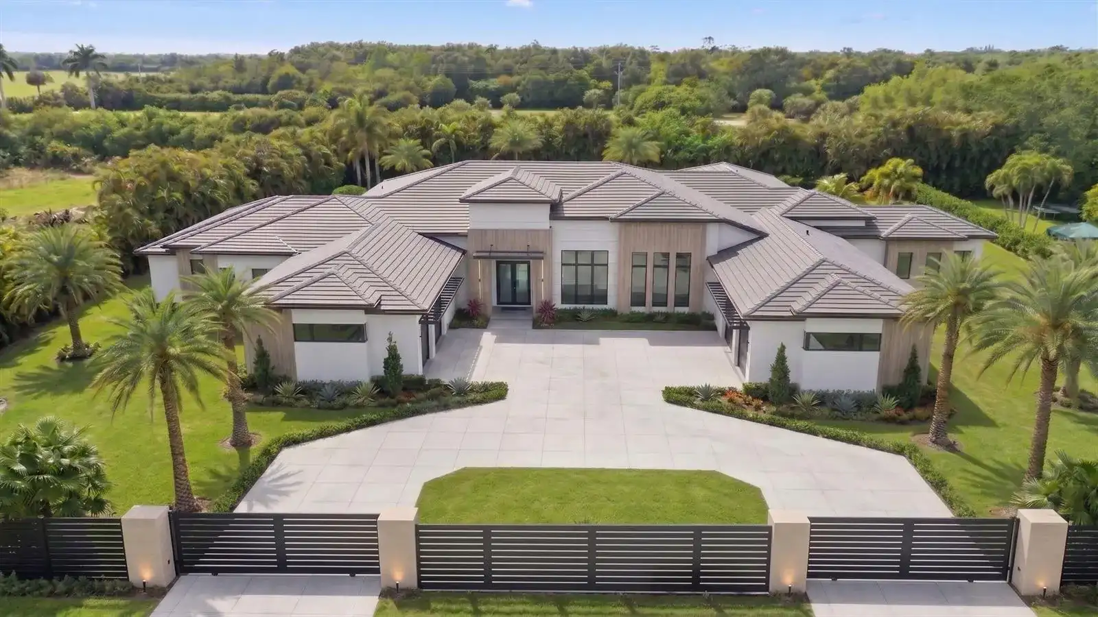 3905 Fieldview Way, Wellington FL 33414