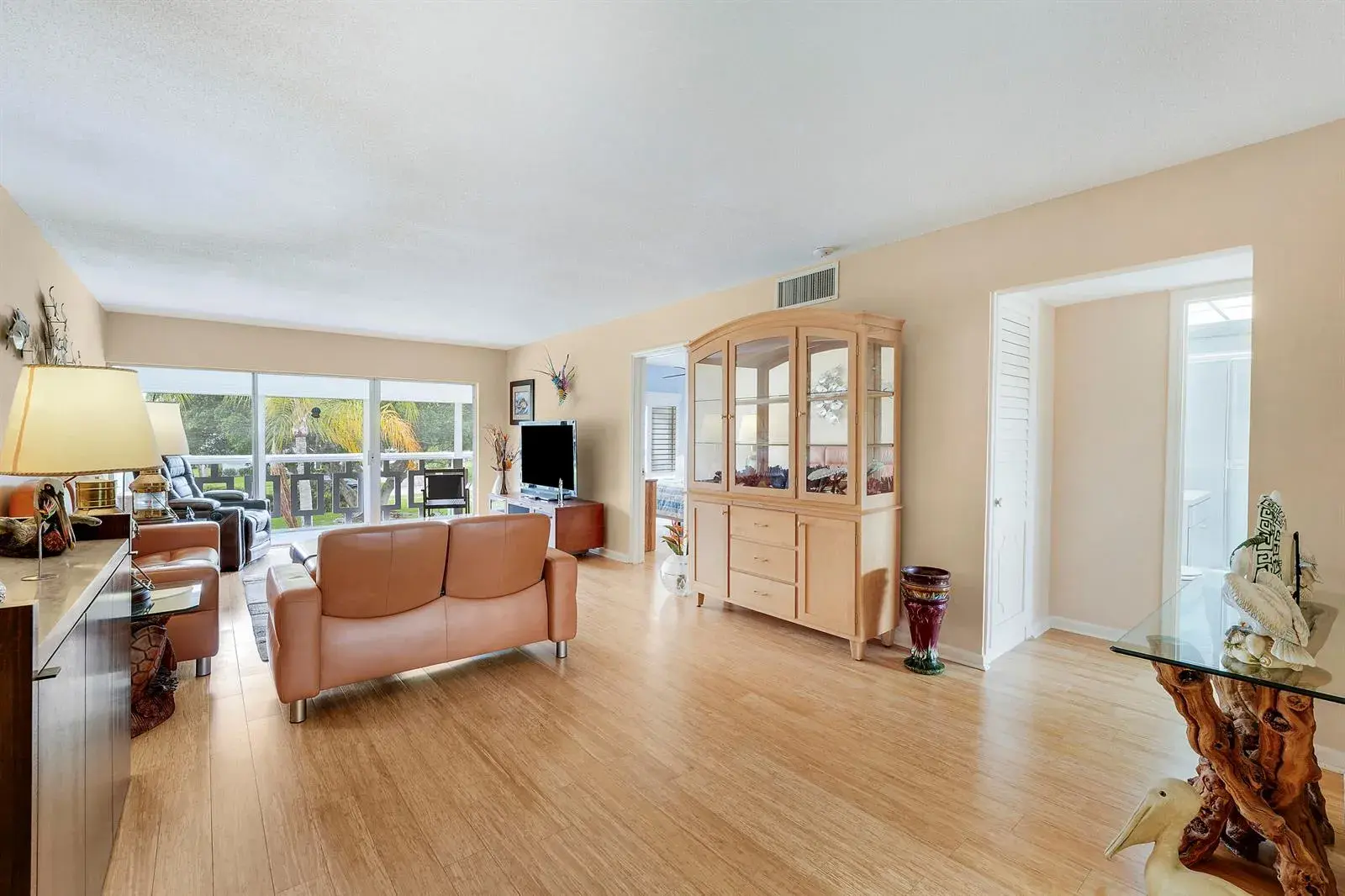 331 Tequesta Drive # 213, Tequesta FL 33469 photo 2