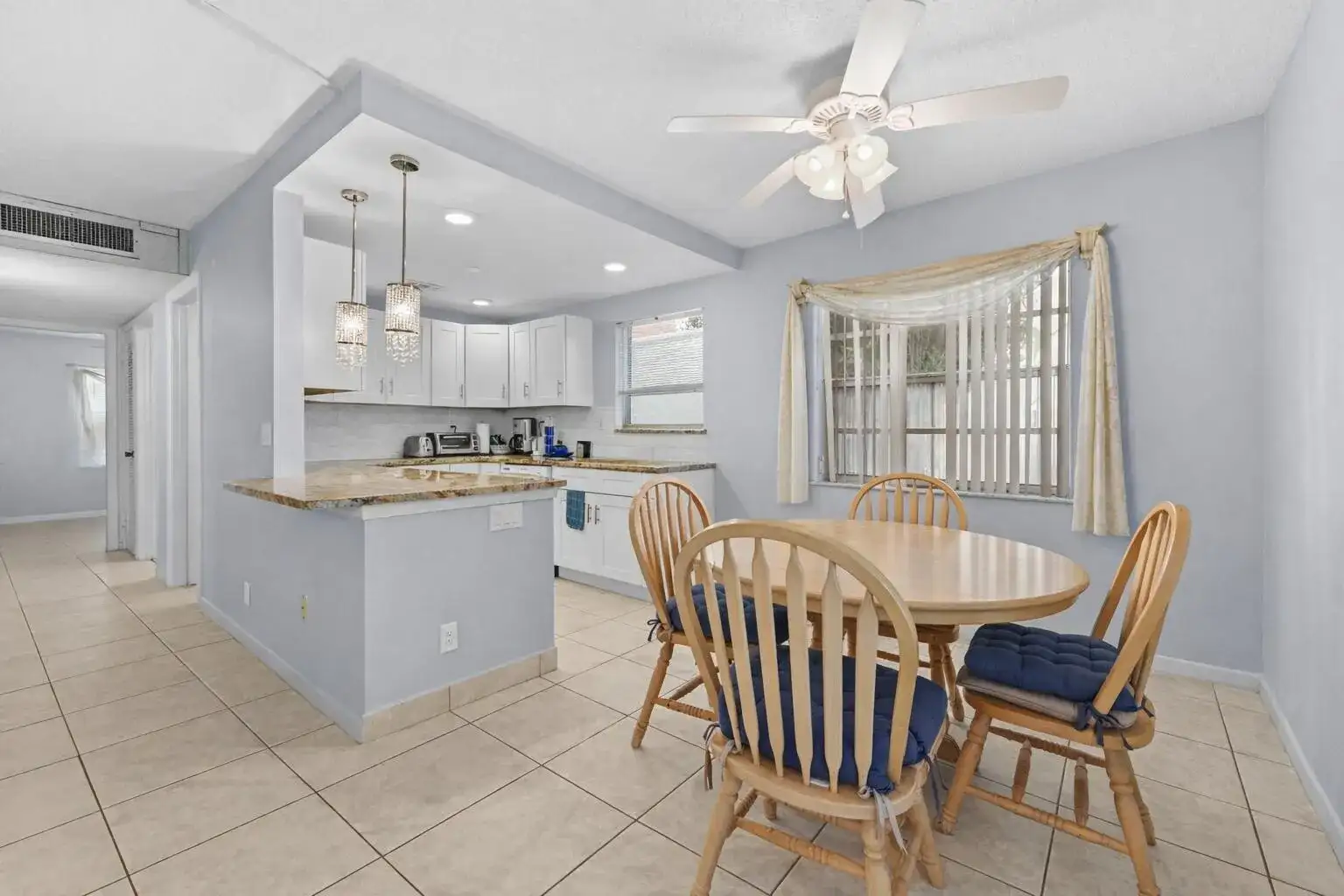 211 Piedmont E, Delray Beach FL 33484 photo 4