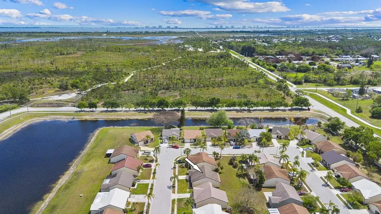 2363 SE Breckenridge Circle, Port St. Lucie FL 34952 photo 3