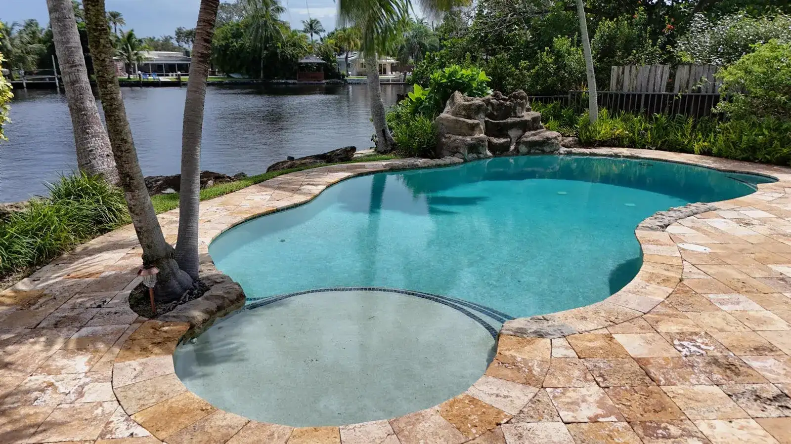 1925 Coral Gardens Drive, Wilton Manors FL 33306 photo 2