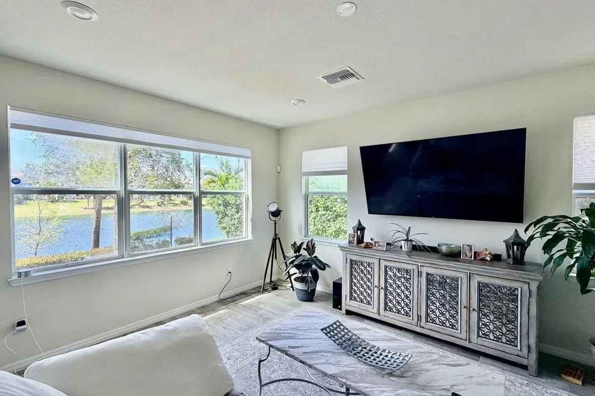 4924 Greenway Drive, Hollywood FL 33021
