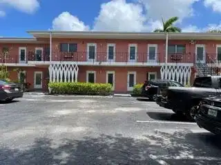 1560 NE 127th Street # 113, North Miami FL 33161