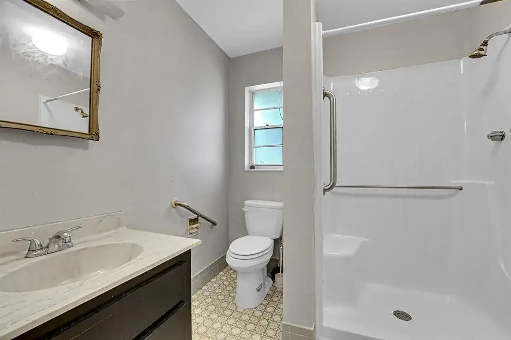 223 E Arbor Avenue, Port St. Lucie FL 34952 photo 4