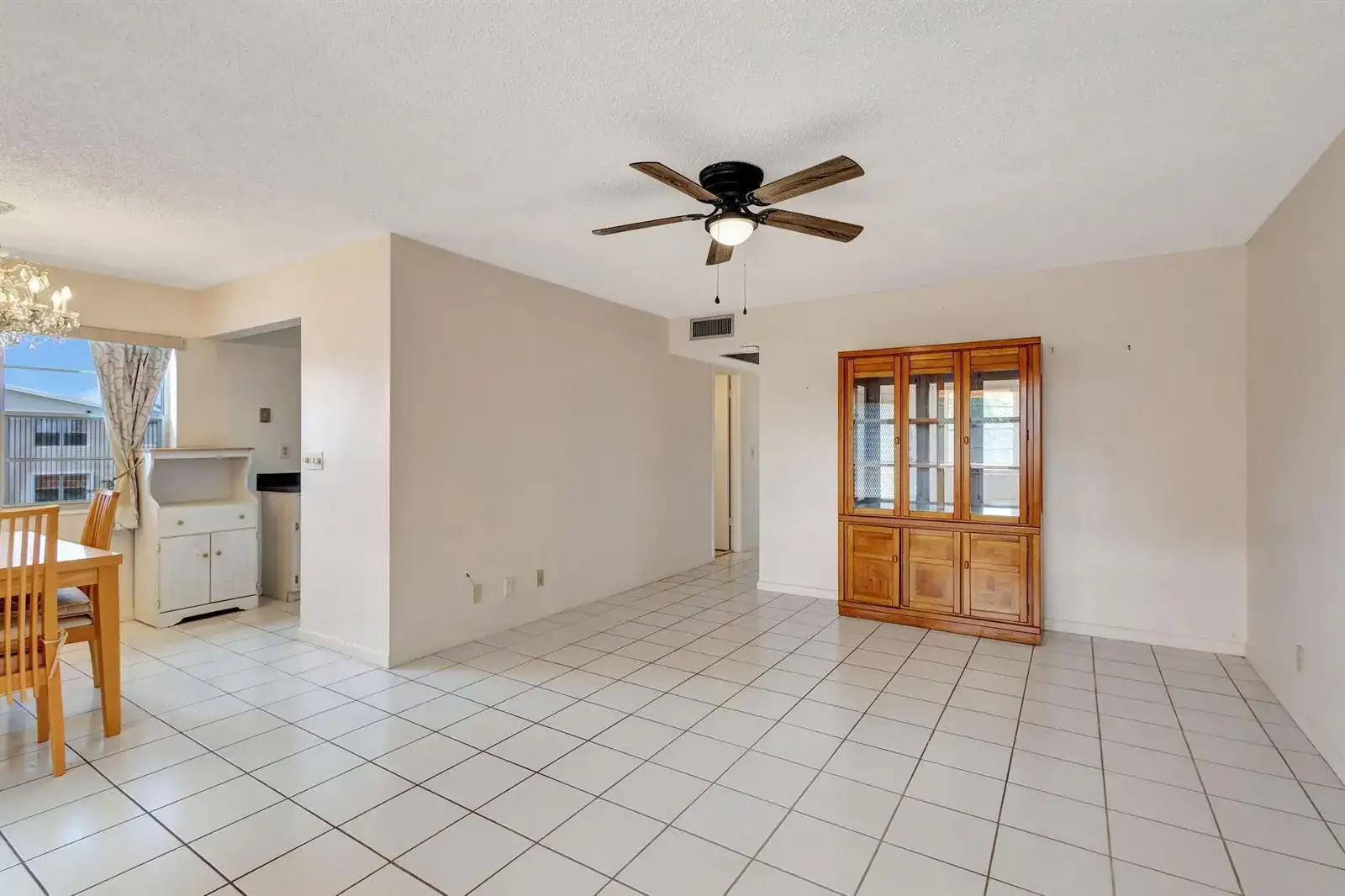 332 Sheffield N, West Palm Beach FL 33417 photo 5