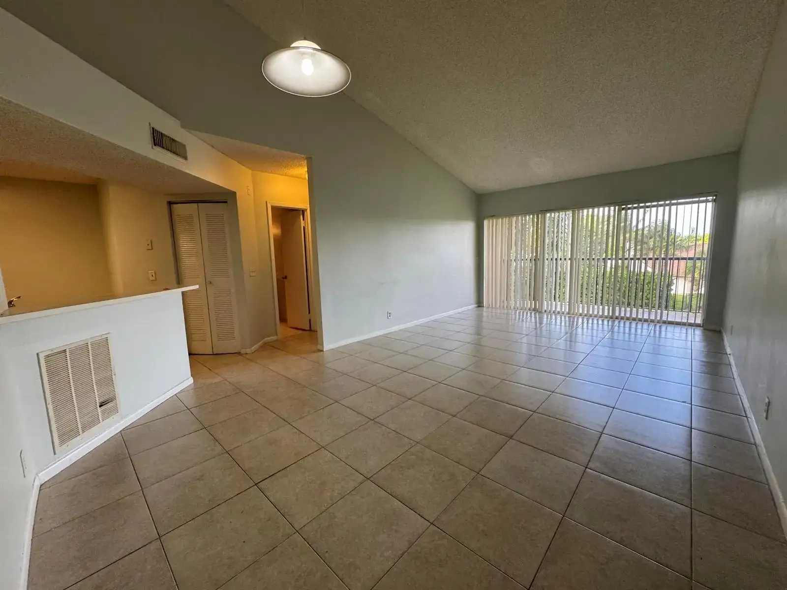 8891 Wiles Road # 303, Coral Springs FL 33067 photo 2