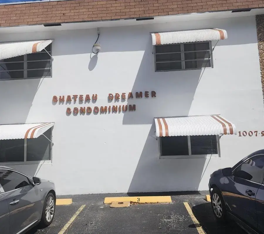 1007 N 19th Avenue # 4, Hollywood FL 33020
