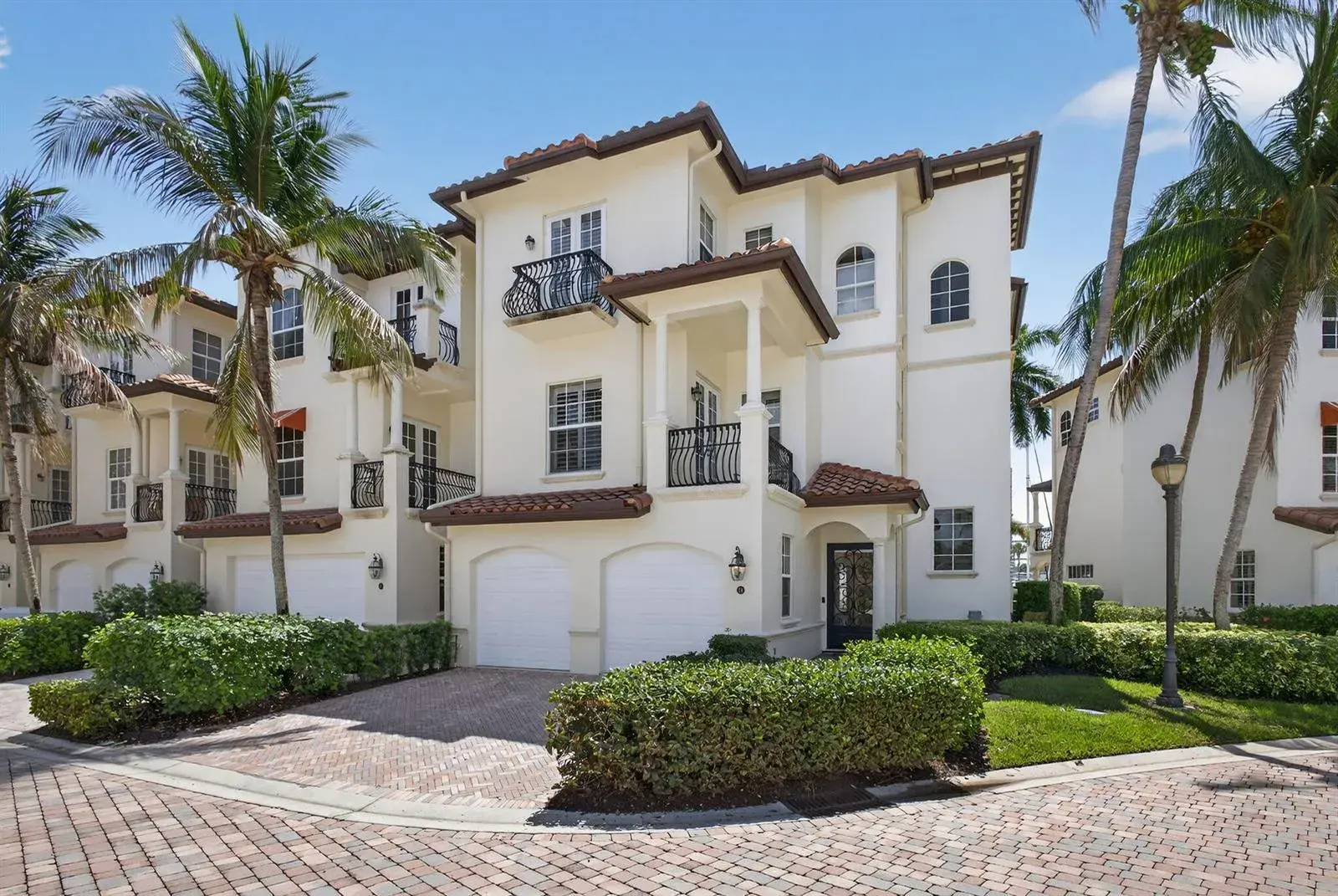 24 Marina Gardens Drive, Palm Beach Gardens FL 33410