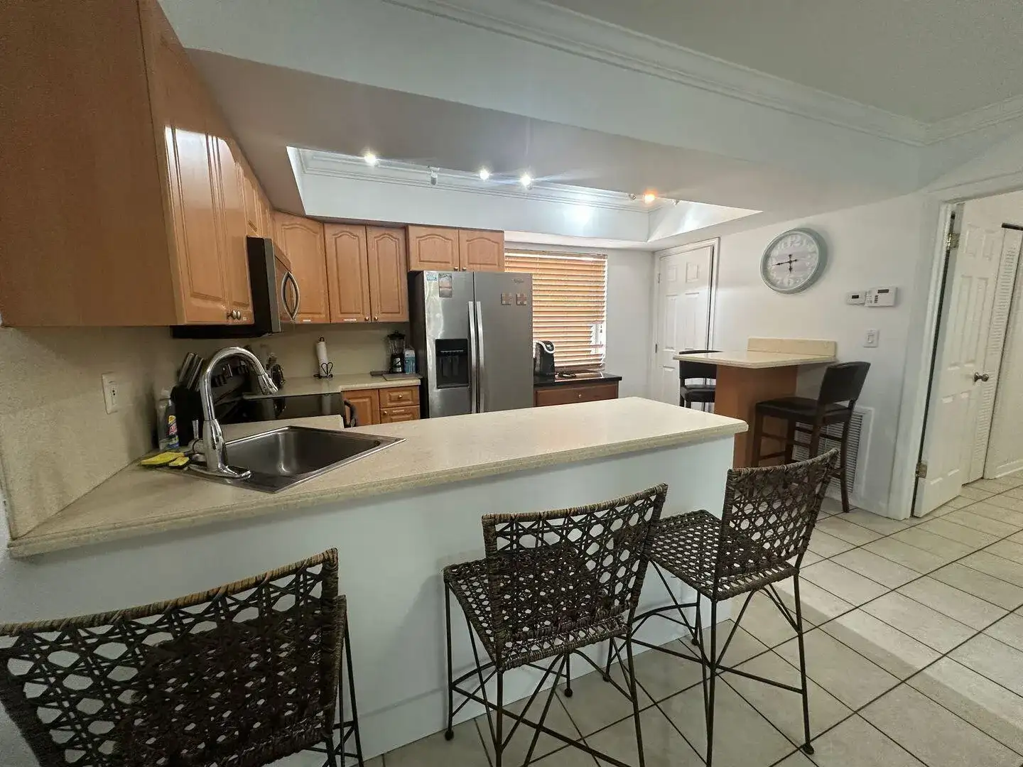 740 NE 37th Street # B, Oakland Park FL 33334 photo 2