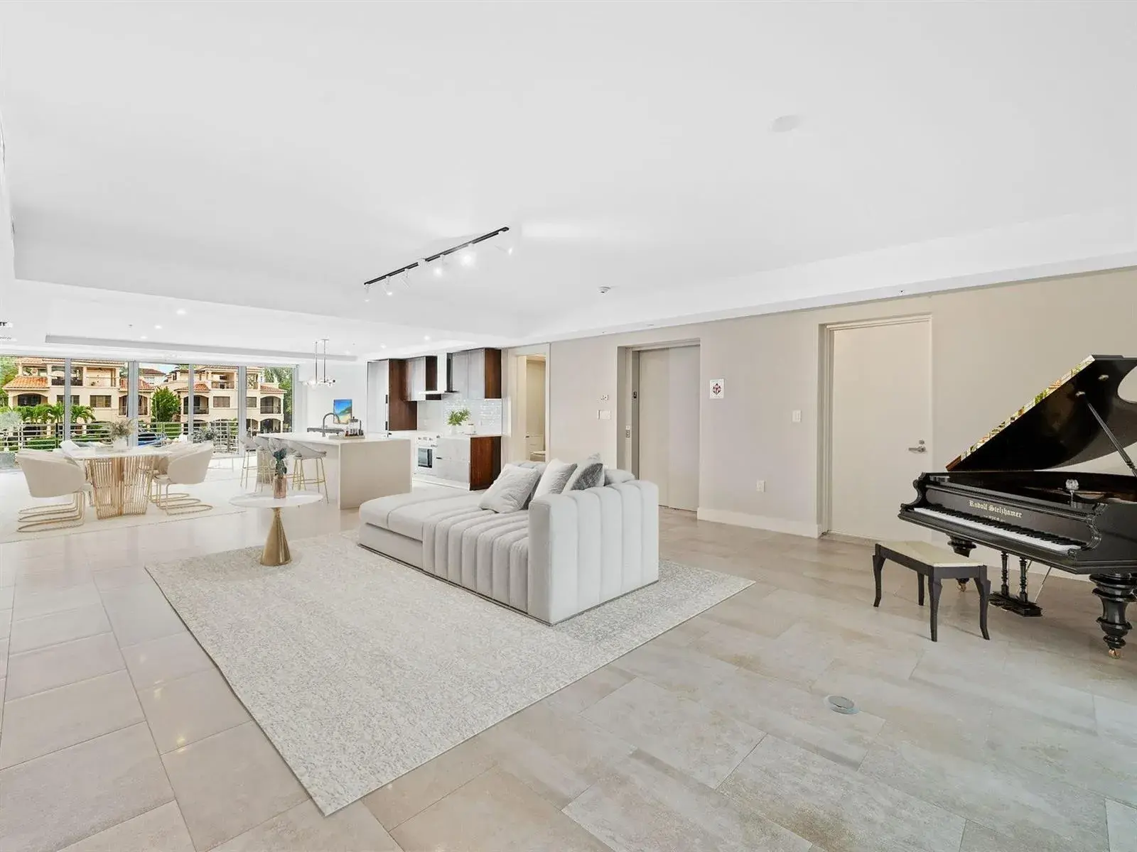 133 Isle Of Venice Drive # 201, Fort Lauderdale FL 33301
