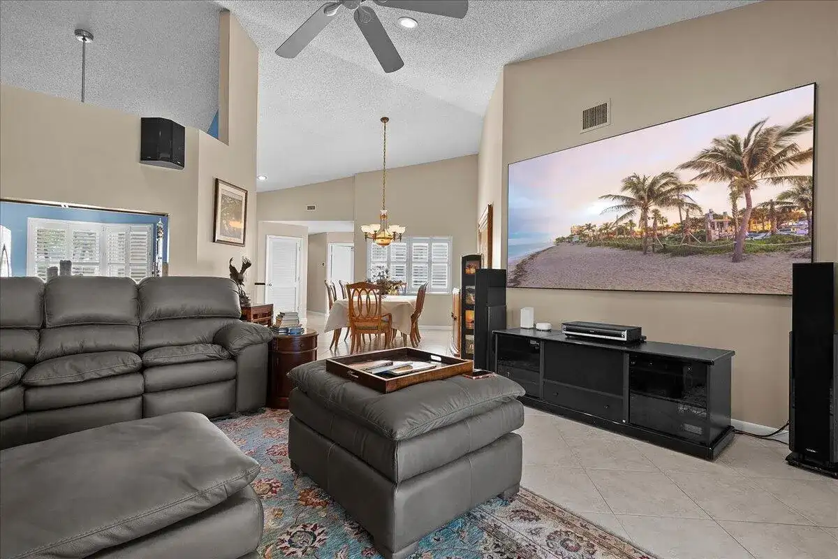 2424 SW Foxpoint Trail, Palm City FL 34990 photo 5