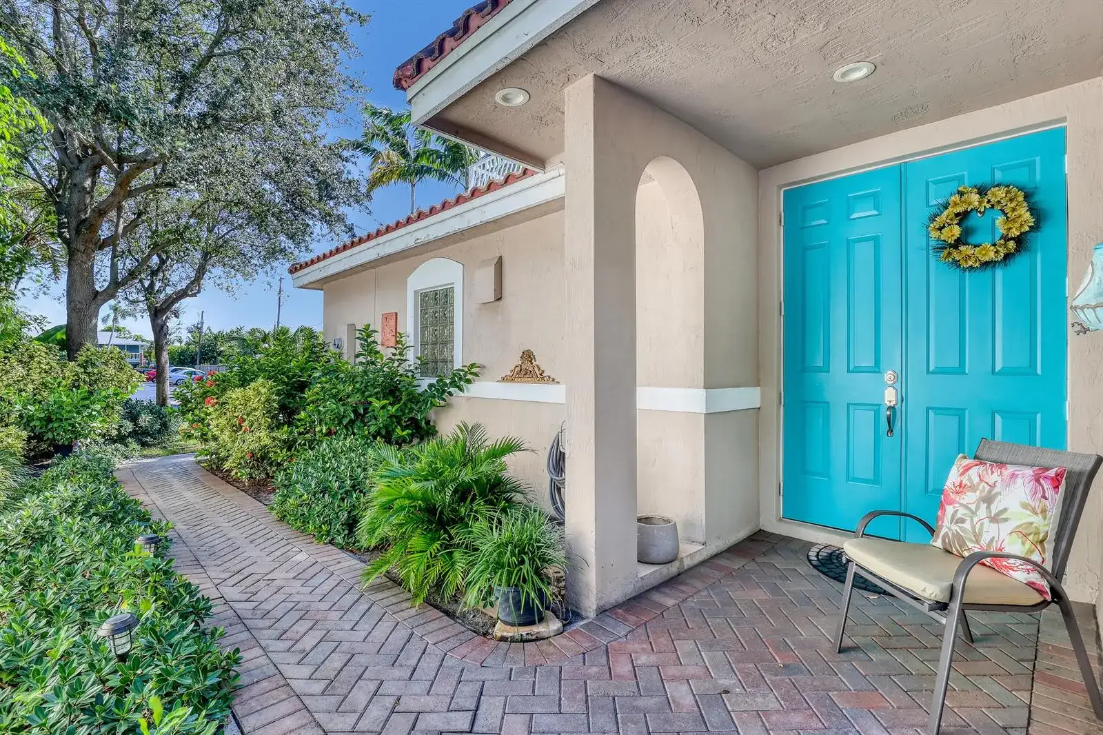 2560 NE 11th Street, Pompano Beach FL 33062 photo 2