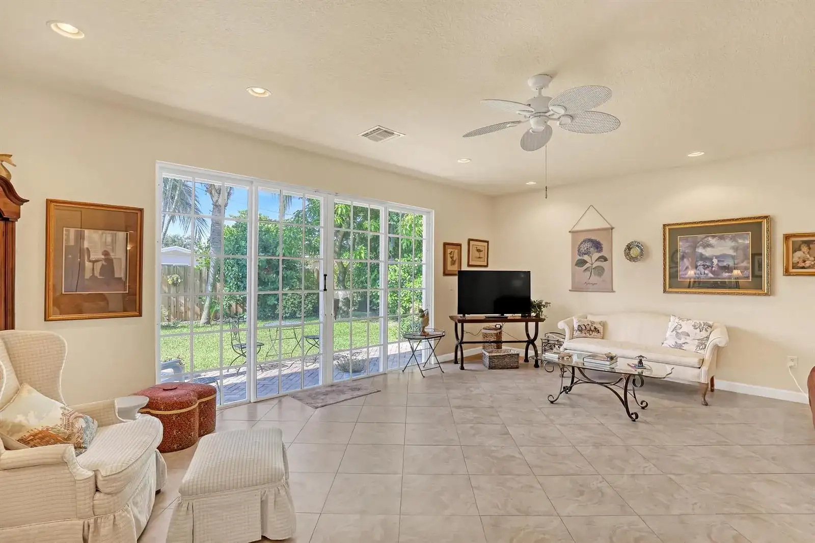 2560 NE 11th Street, Pompano Beach FL 33062 photo 4