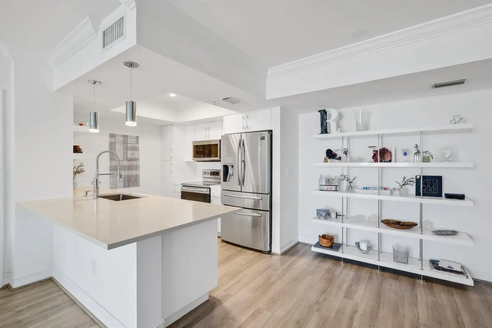 99 SE Mizner Boulevard # 609, Boca Raton FL 33432 photo 3