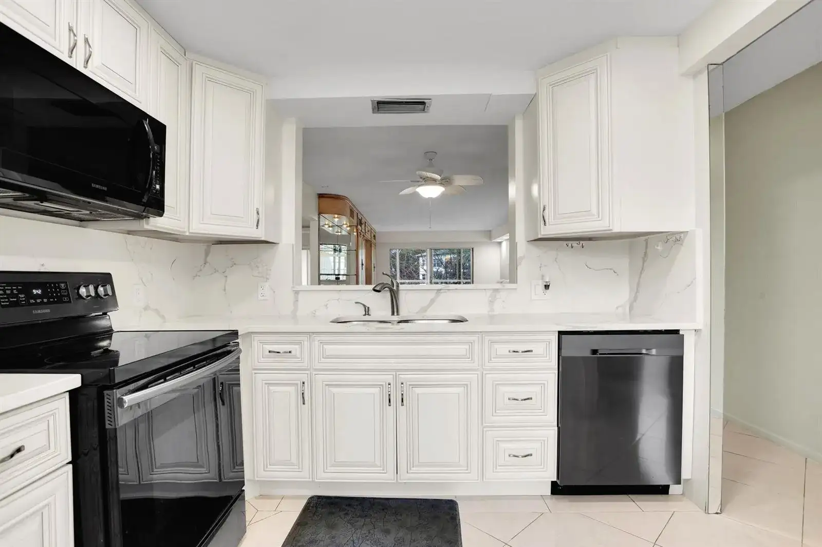 4701 Martinique Drive # K3, Coconut Creek FL 33066 photo 2