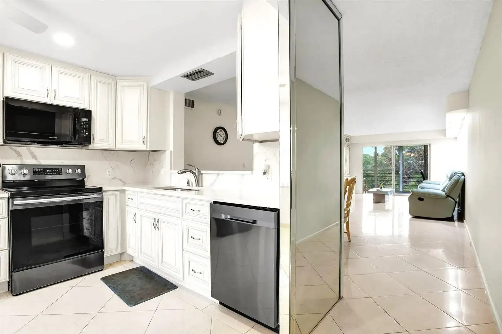 4701 Martinique Drive # K3, Coconut Creek FL 33066 photo 5