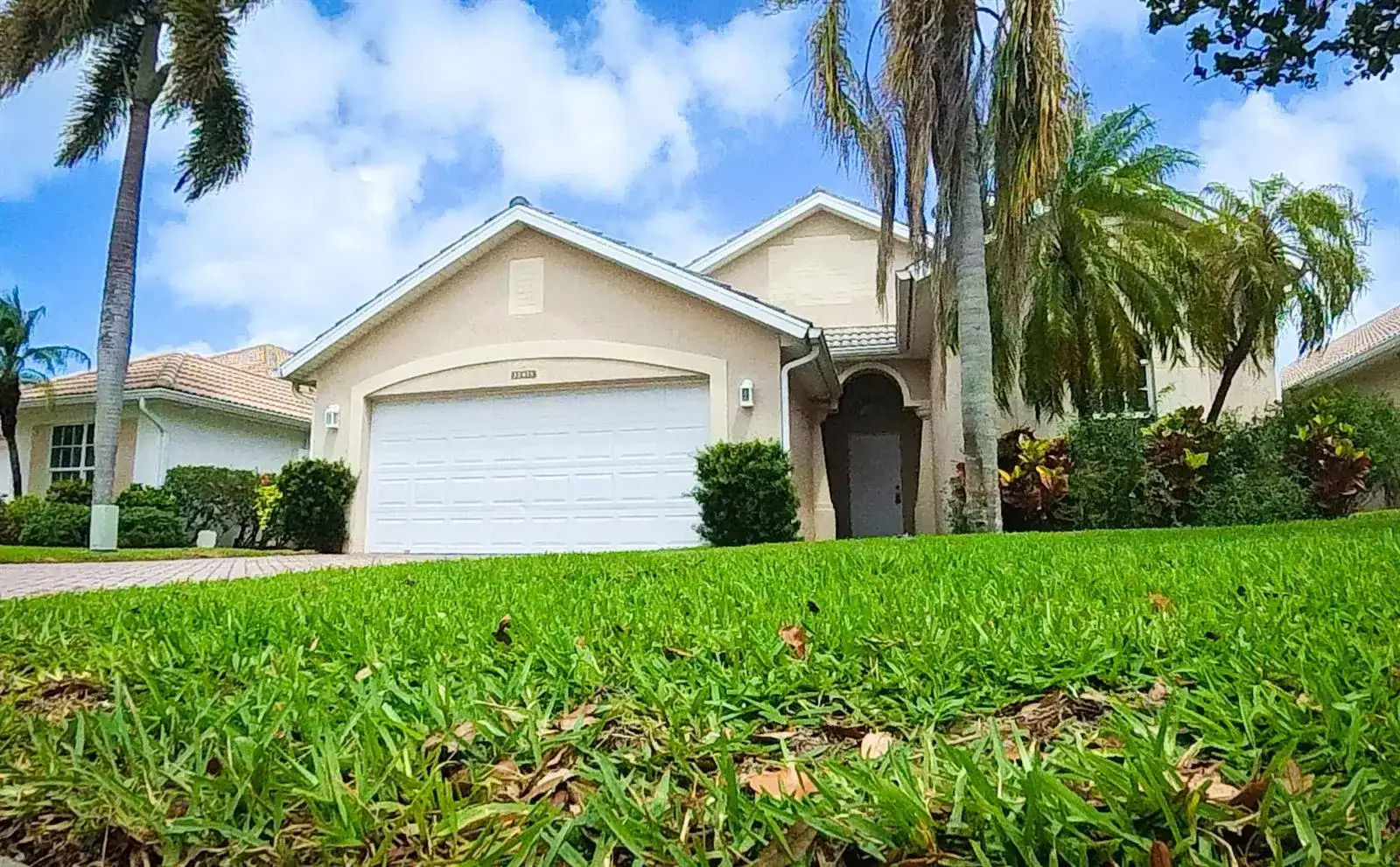 12415 SE Plandome Drive, Hobe Sound FL 33455 photo 2