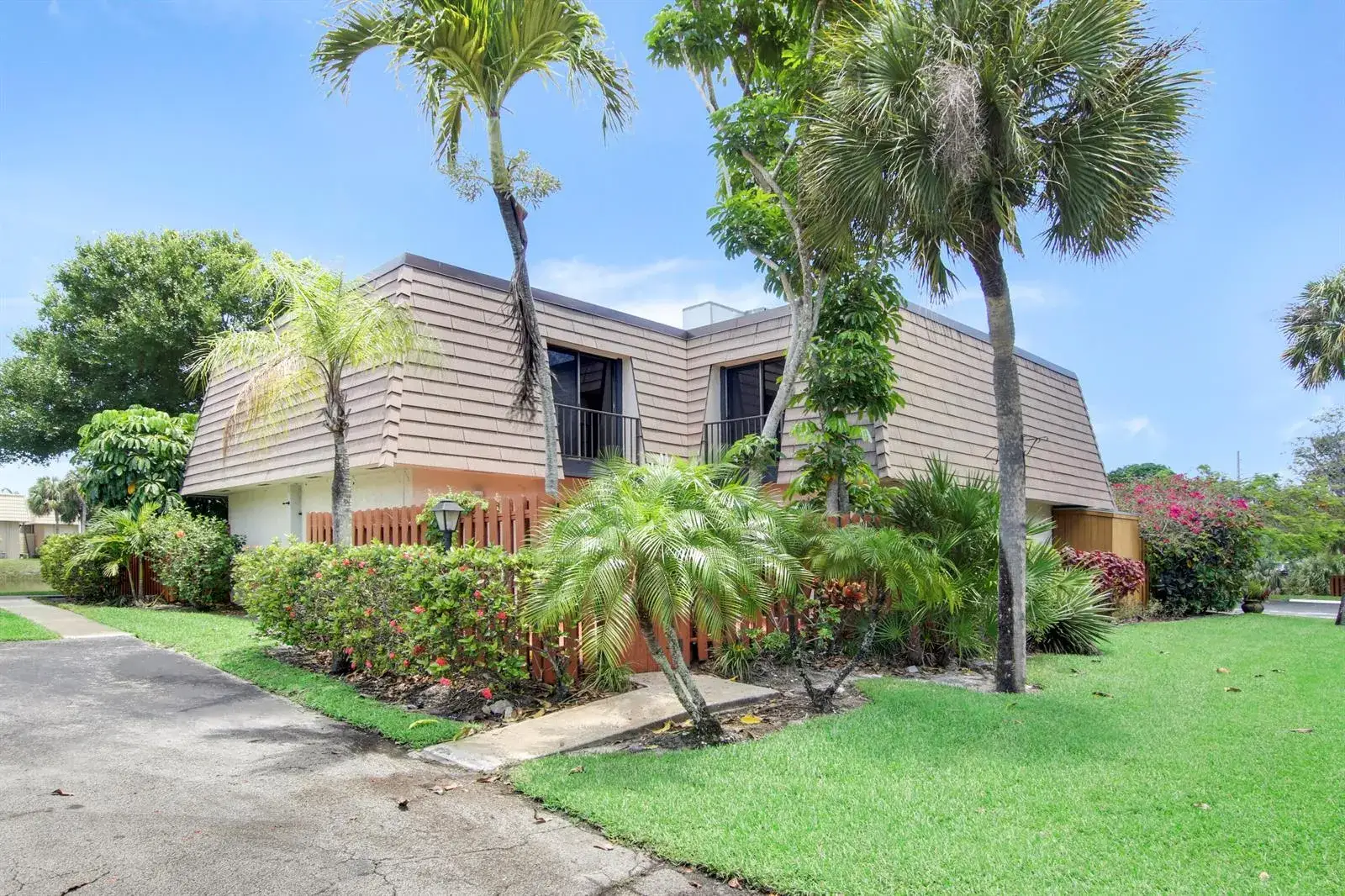 326 Jupiter Lakes Boulevard # 2318d, Jupiter FL 33458