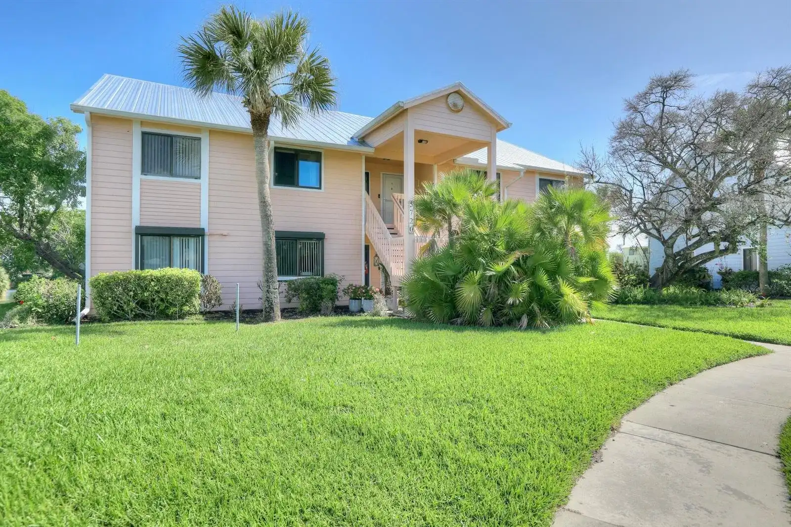 5720 Pelican Pointe Drive # 3, Sebastian FL 32958