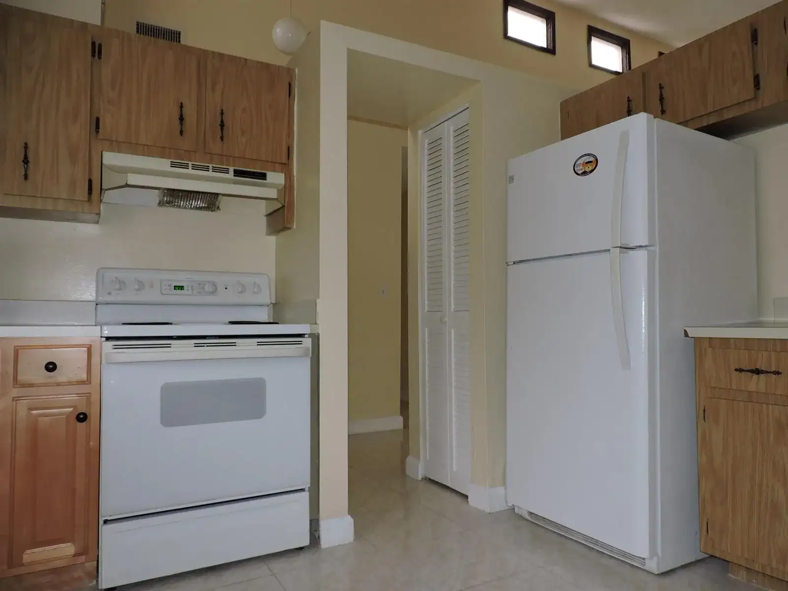 166 Sparrow Drive # 2b, Royal Palm Beach FL 33411 photo 4