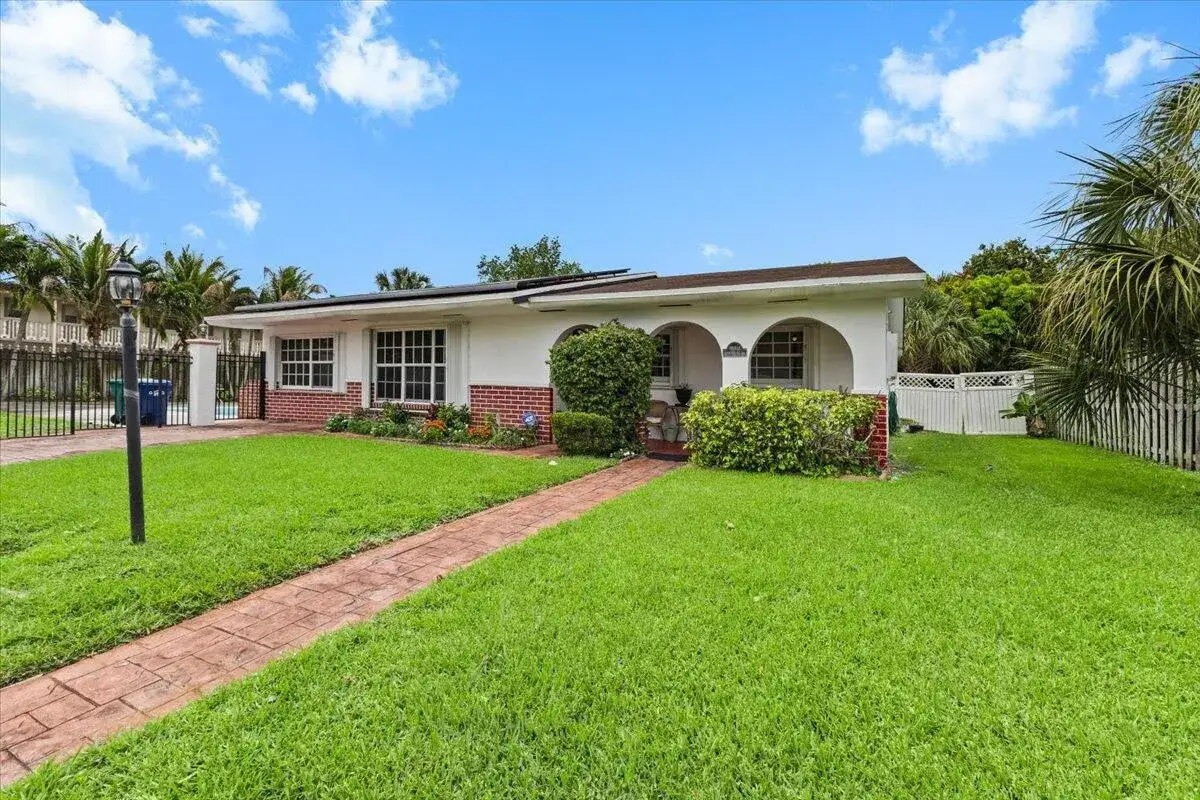 1091 NW 46th Avenue, Lauderhill FL 33313 photo 3