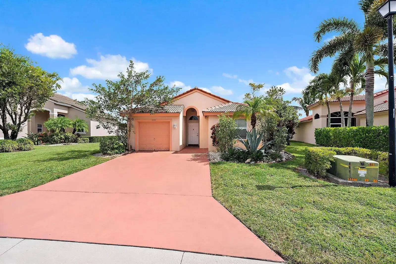 8193 Pelican Harbour Drive, Lake Worth FL 33467 photo 3