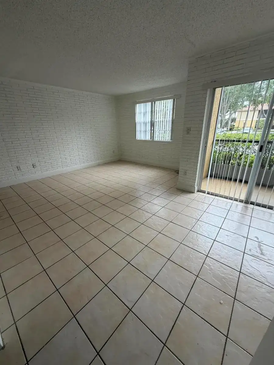 1285 SW 46th Avenue # 2709, Pompano Beach FL 33069 photo 3