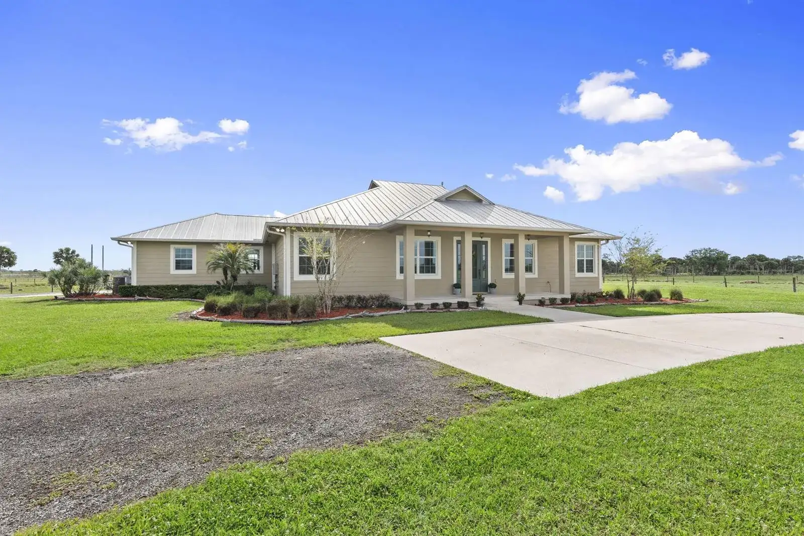 1720 S Brocksmith Road, Fort Pierce FL 34945 photo 4